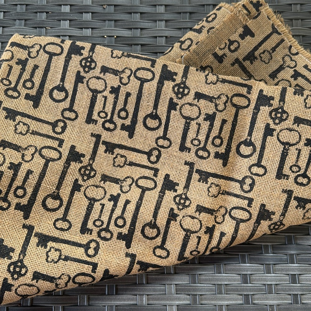 2 Yards Key Print Burlap Fabric - Picture 2 of 2